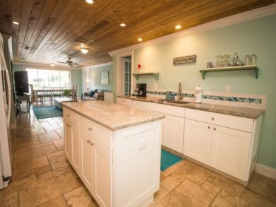 Five Bedroom Anna Maria Island Rental Pool Home Sleeps 10! Five Bedroom Anna Maria Island Rental Pool Home Sleeps 10!